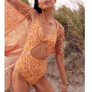 Aerie twist front cut out swimsuit - Small long